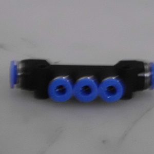 002827A - FITTING PNEUMATIC MULTIPLE DISTRIBUTOR TEE 6MM TUBE SUPPLY 3X 4MM TUBE OUTPUT AND 1X 6MM TUBE OUTPUT PUSH-LOCK PLASTIC
