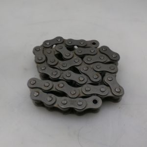 21106113 - CHAIN RLR #40-1 39P + 1CL + 1OL