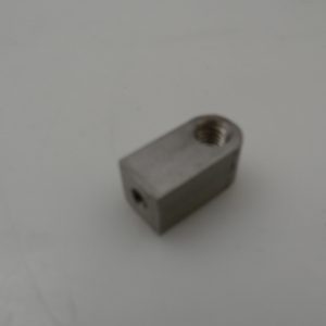 30067186 - BLOCK SIDE SEAL PINCH ROLLER PIVOT STAINLESS STEEL