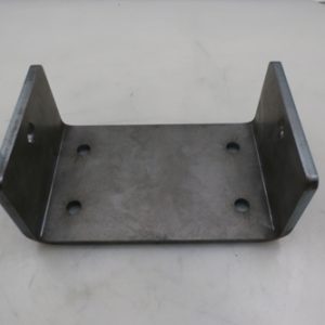 31004978 - CHANNEL FORMED IDLER ROLLER PIVOT