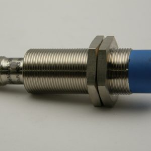 31032140 - SWITCH PROXIMITY INDUCTIVE 18MM DIA 69MM LONG 12MM RANGE N.C. NON-FLUSH M12 4-PIN QD 10-30 VDC PNP IP67 OP TEMP -25C to +75C