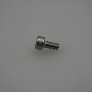 31040009 - FASTENER BOLT M4 X .7 X 8MM SCHS STAINLESS