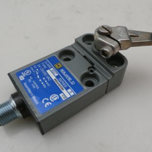 P-012549 - SWITCH OFFSET RLR PLUG-IN